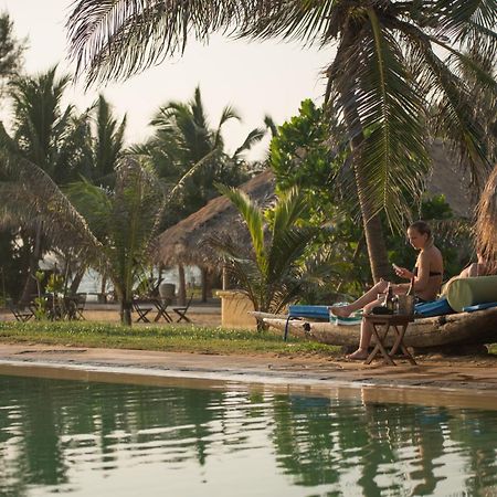 Bar Reef Resort Etalai ภายนอก รูปภาพ