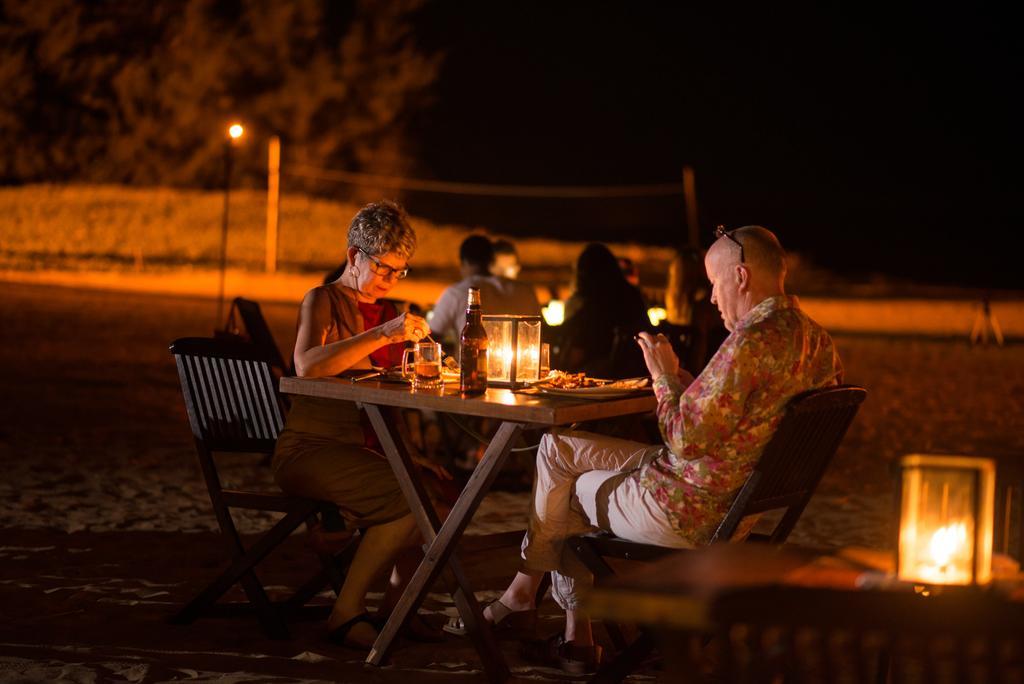 Bar Reef Resort Etalai ภายนอก รูปภาพ